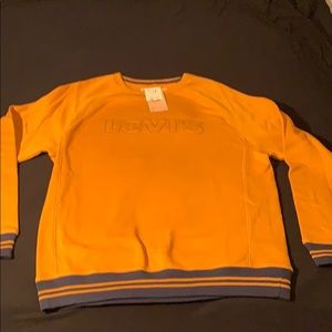 Brand new Levi’s crewneck